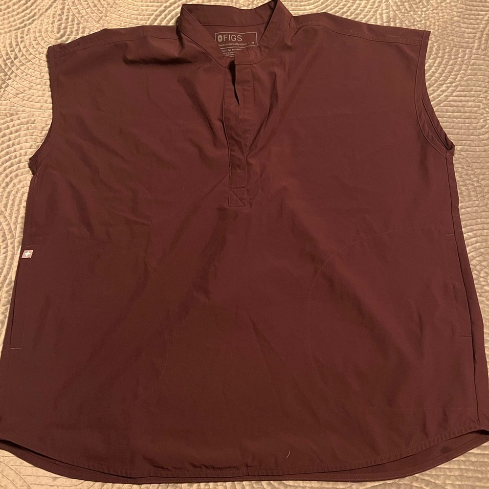 FIGs scrub top